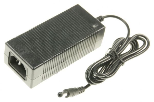 HIGH POWER IT PRONETZHPIS NETZTEIL FÜR PLATTENSPIELER MIT 15V/ DC-SPANNUNGSVERSORGUNG